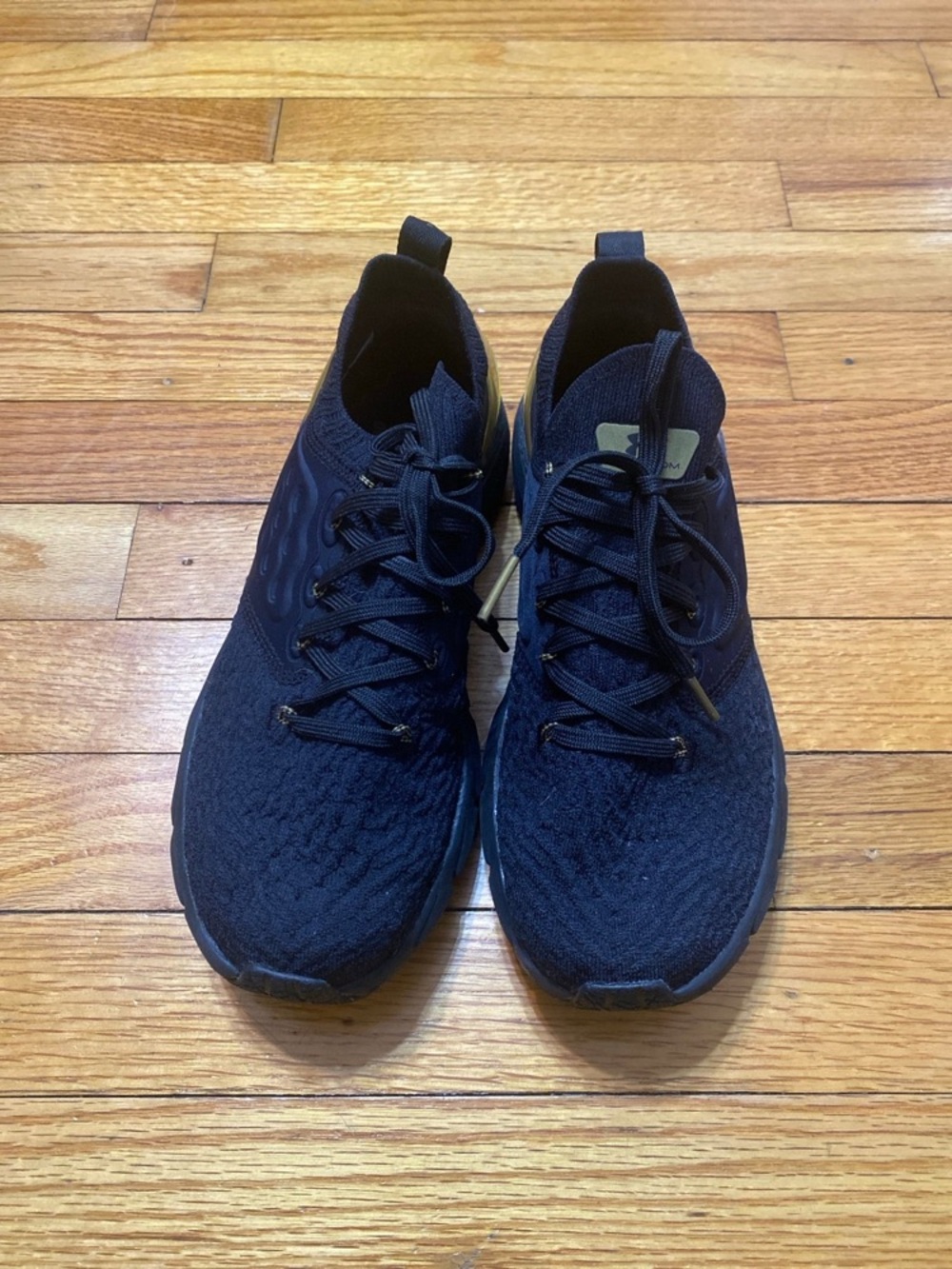 Under Armour women’s hovr phantom metallic gold luster
